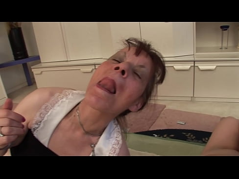 ❤️ Mae gan ddwy nain ac un taid driawd ❌ Fideo rhefrol ar cy.com-milf-300.ru ️❤